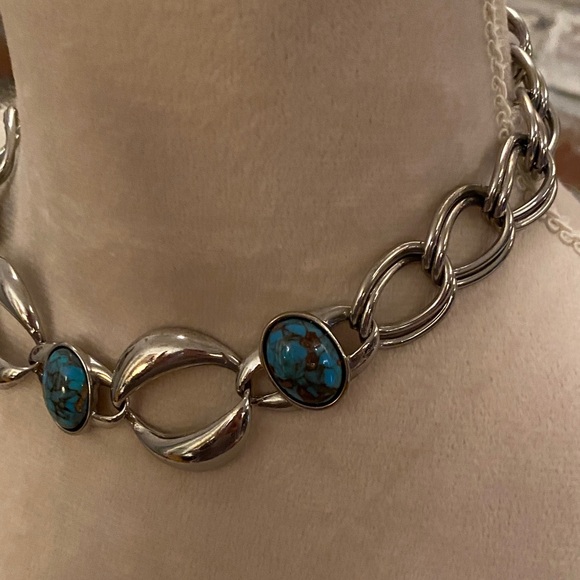 Turquoise and Faux Silver Women's Necklace - Picture 2 of 3